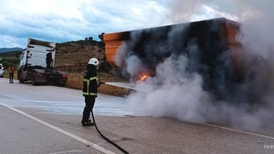 Pazartesi’yi Salı gününe bağlayan gece ilimiz Hassa ilçesinde bir TIR’ın