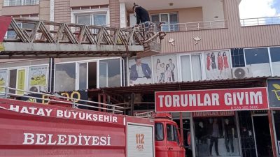 Hassa ilçesinde bir vatandaşın evinin kapı anahtarını içeride unutması büyük