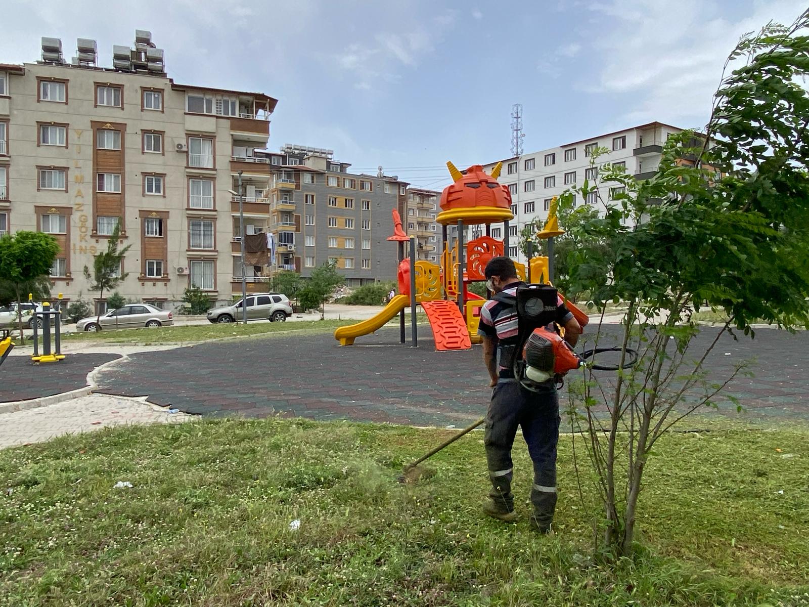 Antakya Belediyesi Temizlik Ekipleri Çalışmalarını Sürdürüyor