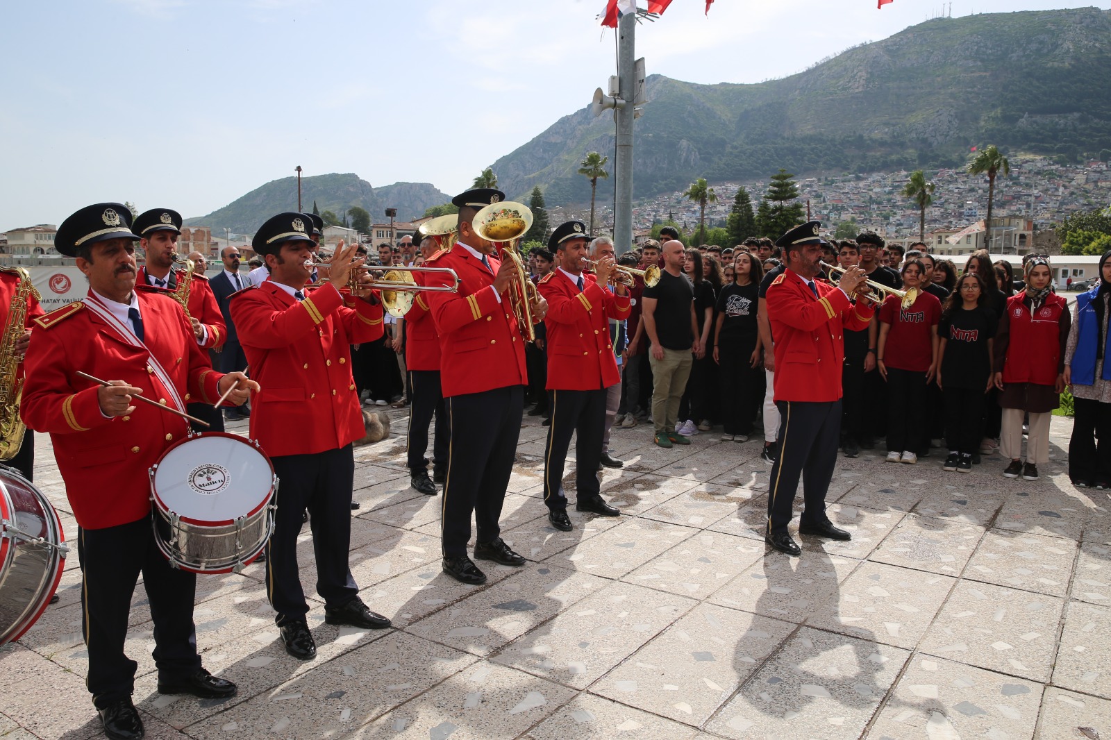 19 Mayıs törenle kutlandı