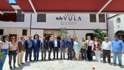 Antakyalı iş insanı Hikmet Hatunoğlu, depremde yaşanan zararlara rağmen kentin