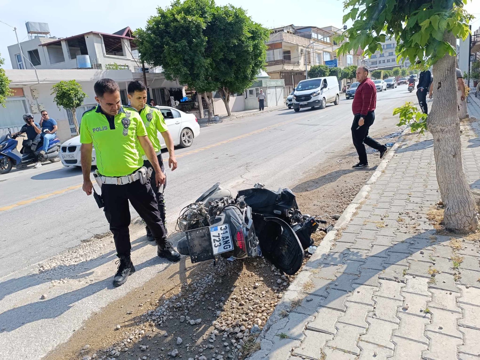 Çarpışan 2 motosikletin sürücüleri yaralandı