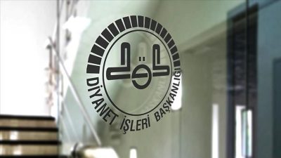 Diyanet İşleri Başkanlığı, taşra teşkilatında bulunan Kur’an Eğitim merkezlerinde görev
