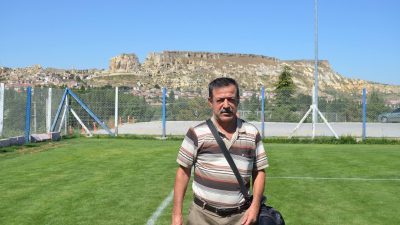 İskenderunlu gazeteci Yaşar Güllü, nörolojik bir rahatsızlık tedavisi için hastaneye