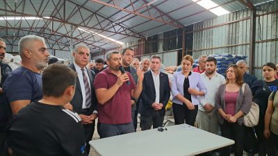 Antakya’nın Akevler Mahallesi sakinleri, rezerv alan belirsizliklerine karşı bir basın