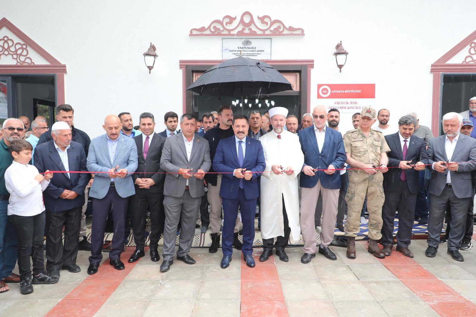 Yahyalılı Emine Koyuncu Camii İbadete Açıldı