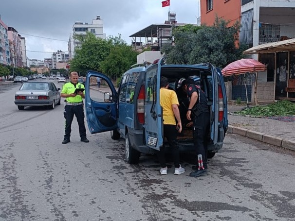 Yabancı Uyruklulara Sıkı Denetim