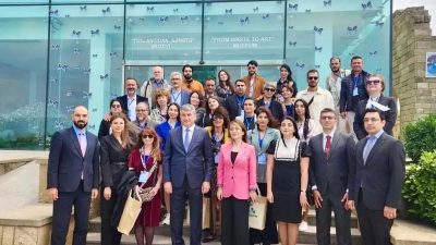 Azerbaycan’ın başkenti Bakü, çevre koruma ve sanatı buluşturan özel bir