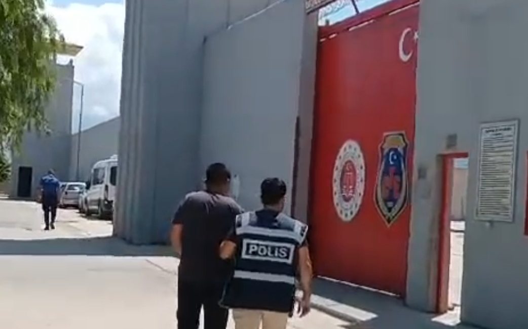 Hatay Emniyet Müdürlüğü ekipleri,