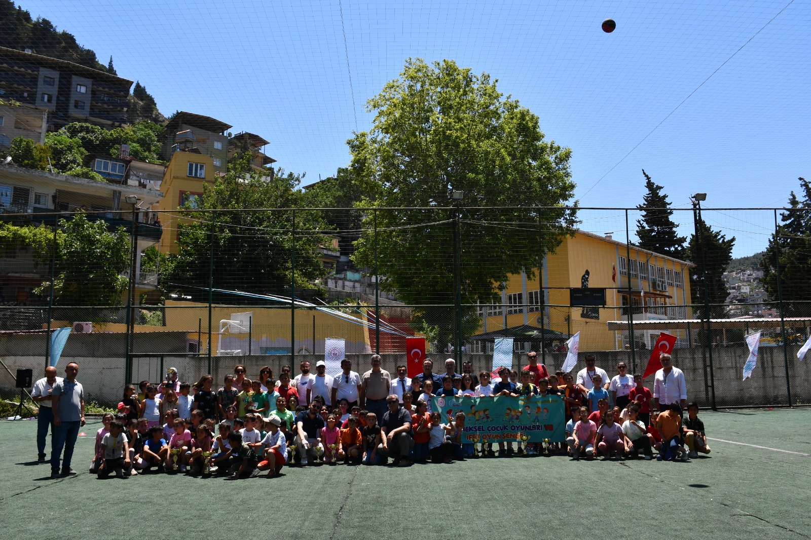 Bu Yıl Da Geleneksel Çocuk Oyunları Şenliği Coşturdu