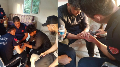 Hatay’ın Dörtyol ilçesinde, parmağına sıkışan yüzüğü çıkaramayan bir vatandaşın yardım