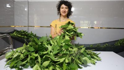 Hatay’da yaşayan Fidan Sönmez, 10 yıllık fizyoterapistliğin ardından çıktığı dünya