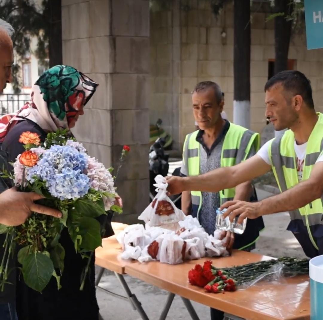 HBB’den anlamlı bayram hizmeti