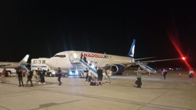 Dün Ankara’dan Hatay’a gitmek isteyen yüzü aşkın yolcu mağdur oldu.