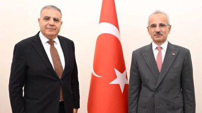 Hatay milletvekili Mehmet Güzelmansur, Ankara’da Ulaştırma ve Altyapı Bakanı Abdülkadir