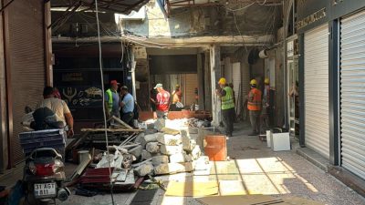 Antakya Uzun çarşı’da yer alan Kuyumcular Çarşısı, restore edilmek üzere