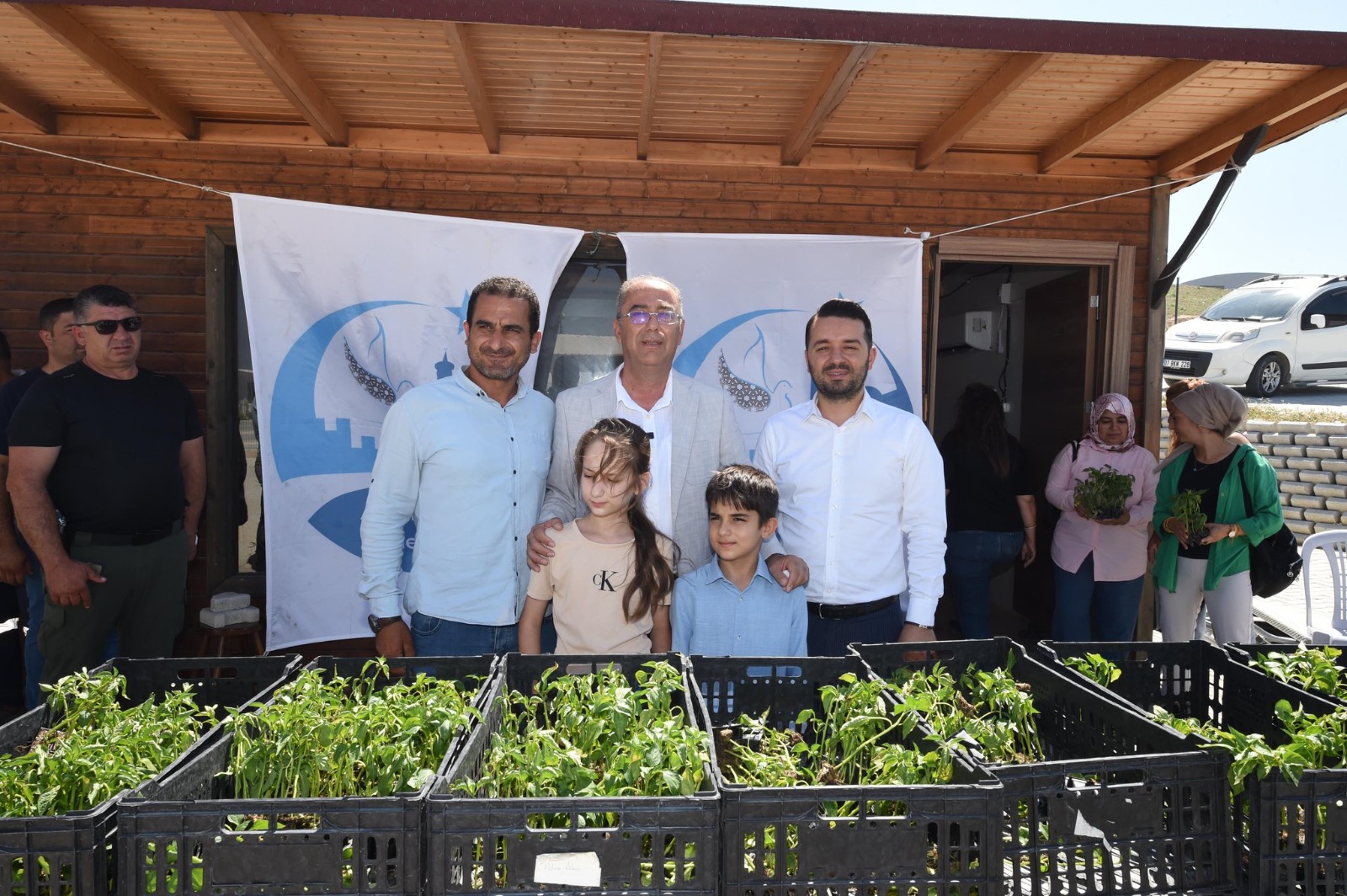 Antakya’da minik bahçeler için fide seferberliği