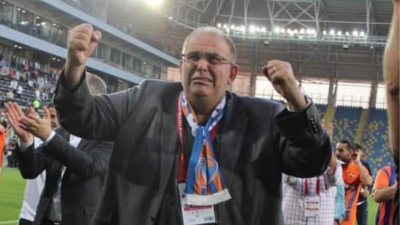 İskenderunspor kulübü başkanı Hakan Bolat, destek görmemesi üzerine geçtiğimiz günlerde