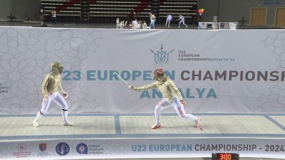 Antalya’da düzenlenen 23 Yaş Altı Eskrim Avrupa Şampiyonası’nda mücadele eden
