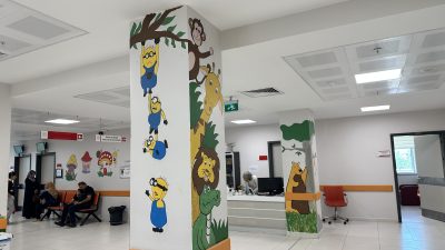 Hatay’ın Dörtyol ilçesinde öğrenciler, Dörtyol Devlet Hastanesi’nde tedavi gören çocuklar