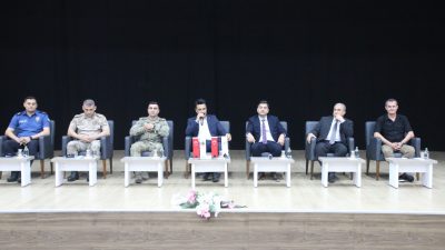 Hatay'ın Altınözü ilçesinde, aralarında öksüz ve yetim çocukların da olduğu