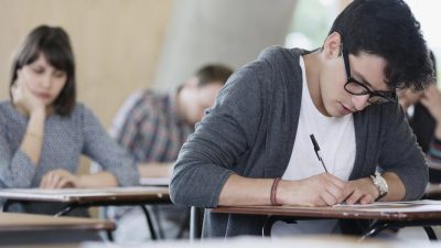 Her yıl olduğu gibi bu yıl da Türkiye genelinde YKS