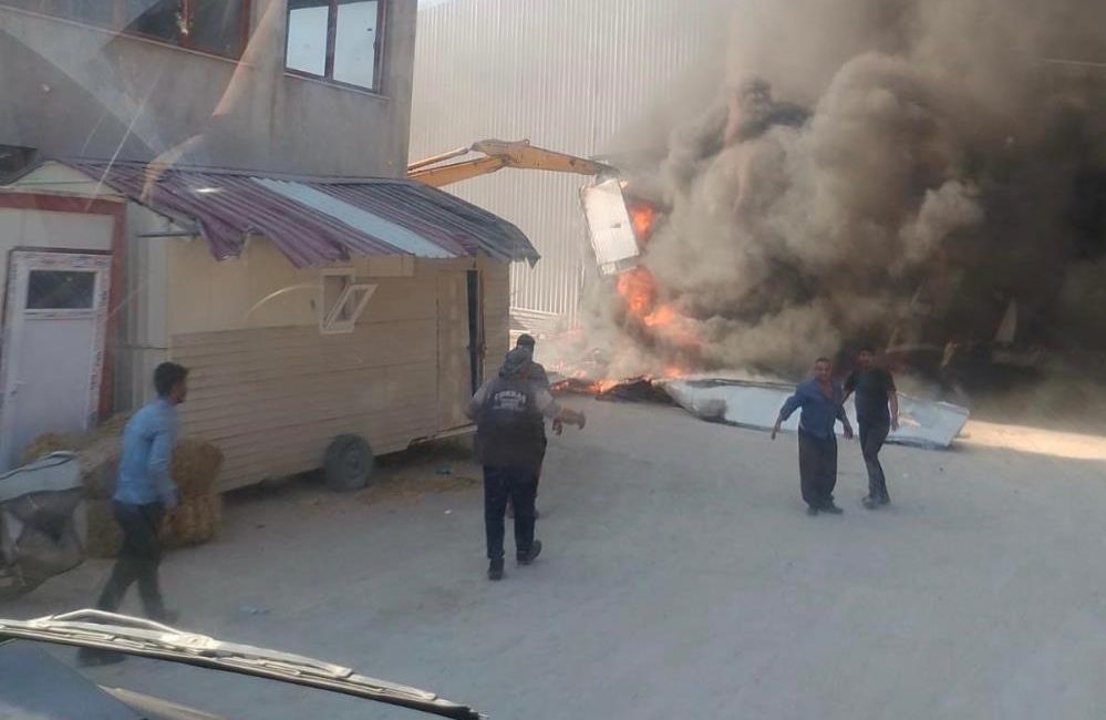 Hatay’ın Kırıkhan ilçesinde bulunan Hurdacılar Sitesi’nde yer alan bir sac