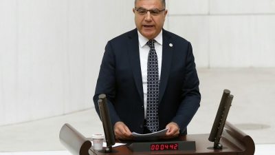 Hatay’da yaşanan haşere sorununu ve Amik Ovası çiftçisine elektrik desteği