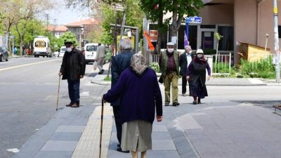 Türkiye genelinde emekli aylıklarının yetersizliği, 60 yaş ve üzeri yurttaşların