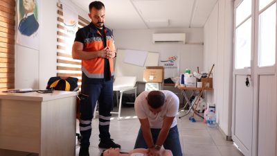 Hatay Büyükşehir Belediyesi (HBB), Sağlık Bakanlığı iş birliğiyle ilk yardım