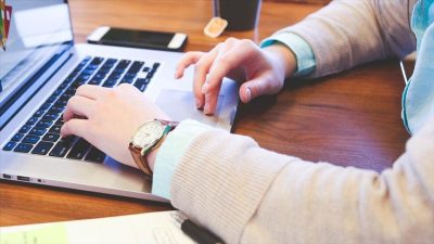 Ücretli çalışan sayısı, nisanda geçen yılın aynı ayına göre yüzde