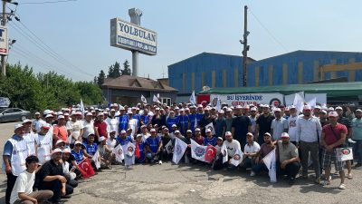 İskenderun’da faaliyet gösteren Yolbulan Metal ve Sanayi fabrikasında çalışan işçiler,