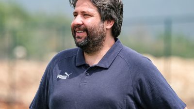 Hatayspor Teknik Direktörü Özhan Pulat, yeni sezonda uygulayacakları oyun anlayışını