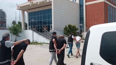 Hatay Emniyet Müdürlüğü ekipleri tarafından gerçekleştirilen operasyonlarda, aranan şahısların yakalanmasına