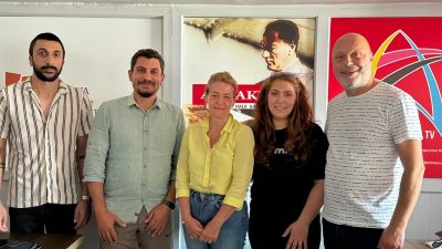 İklim Gazetecisi Yasemin Mıstıkoğlu, gazetemize yaptığı ziyarette hem destek hem