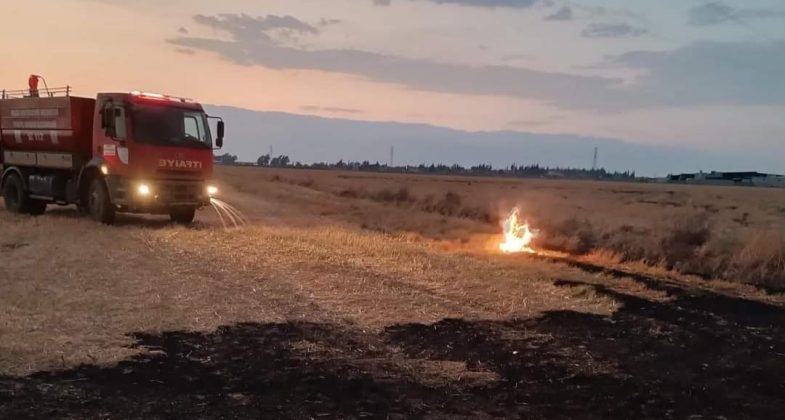 Kumlu’da Anız Yangını Korkuttu