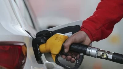 Kurban Bayramı sonrası akaryakıta yeni bir zam yapıldı. Benzin ve