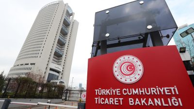 Ticaret Bakanlığı, fahiş fiyat artışları ve stokçuluk yapan şirketlere karşı