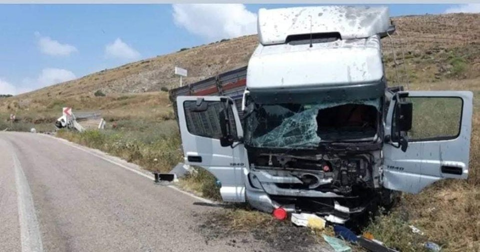 Bir aile trafik kazası kurbanı oldu