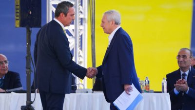 Fenerbahçe Kulübünün seçimli olağan genel kurulunda oy kullanma işlemi başladı.