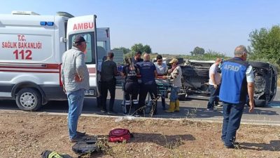 Hatay’ın Kırıkhan ilçesinde meydana gelen trafik kazasında, bir otomobilin sürücüsü