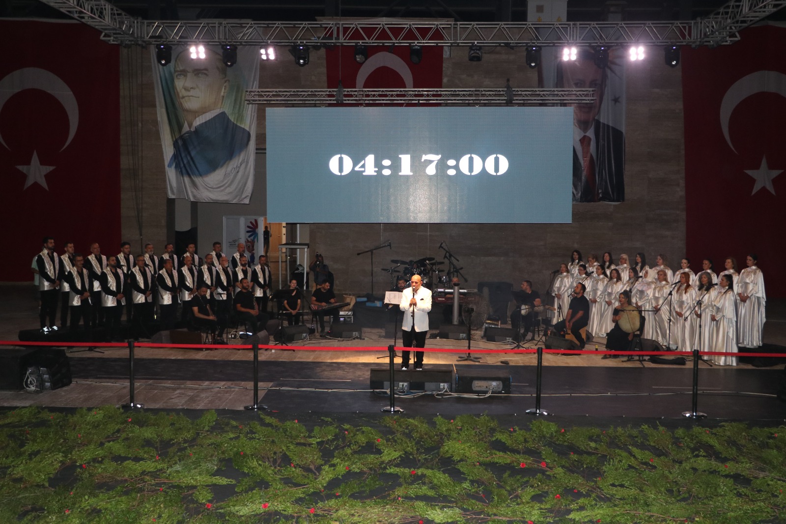 Antakya Medeniyetler Korosu sahne aldı