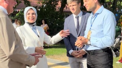 Buradayız Hatay Derneği yöneticileri, Aile ve Sosyal Politikalar Bakanı Mahinur