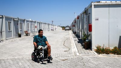 Hatay'da 6 Şubat 2023'teki ilk depremde yıkılan binanın enkazından 149