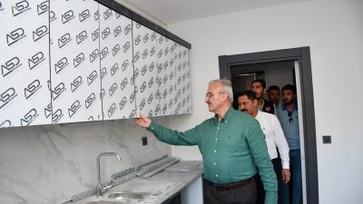 İçişleri Bakan Yardımcısı Münir Karaloğlu, Hatay’ın Belen ilçesinde Toplu Konut