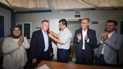 Antakya Belediye Meclisi’nin CHP’li üyesi Murat Doğan, partisinden istifa ederek