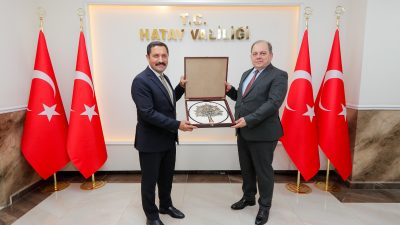 Yargıtay Başkanı Ömer Kerkez, Hatay Valisi Mustafa Masatlı’yı ziyaret etti.