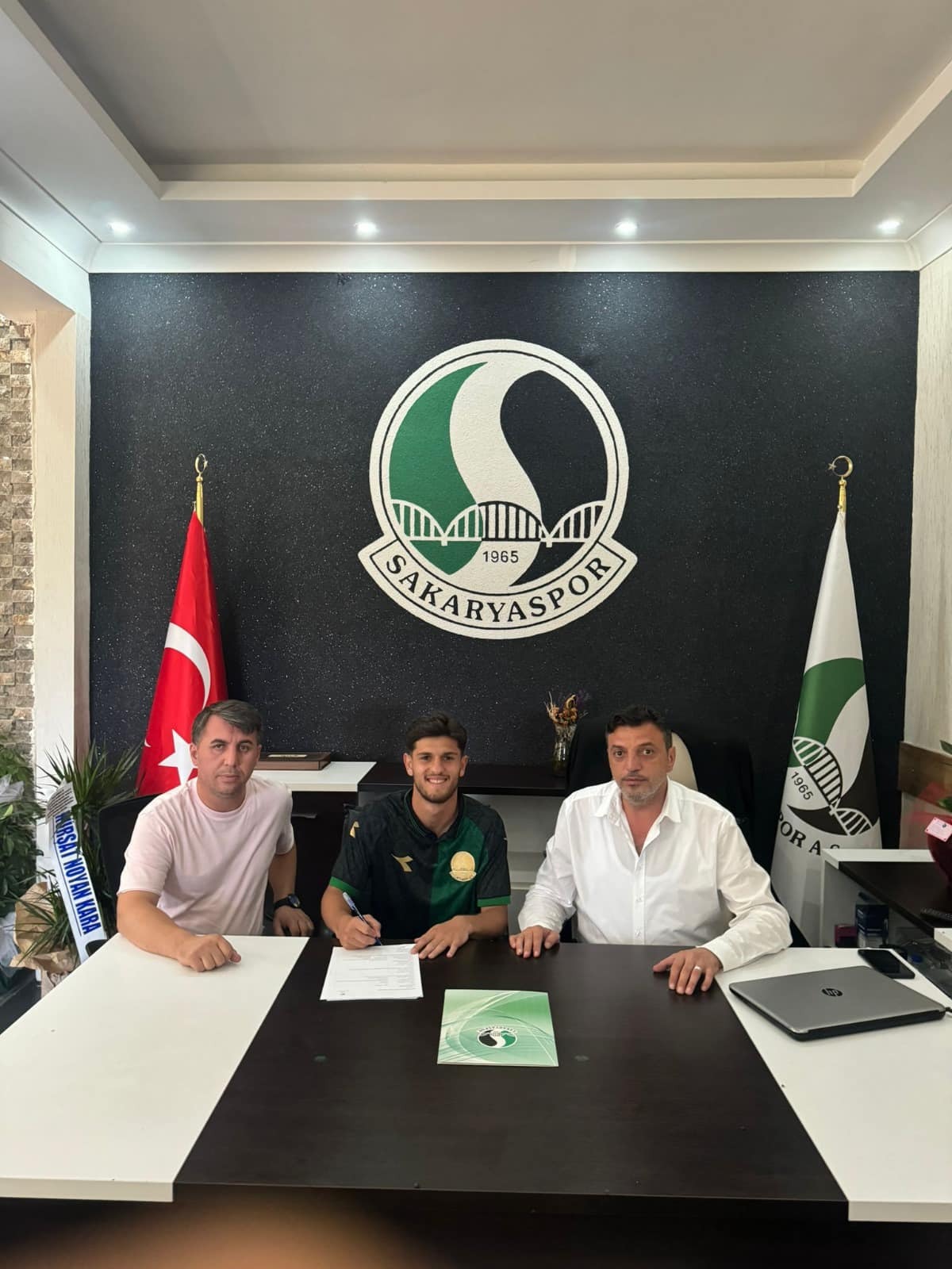 Engin Can Aksoy Sakaryaspor’a Transfer Oldu