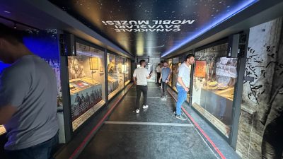 Türkiye turuna çıkan Çanakkale Savaşları Mobil Müzesi, Hatay’ın Antakya ilçesinde