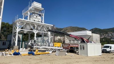 Armutlu Mahallesi ve Sümerler Mahallesi sakinleri, yerleşim alanlarının ortasına kurulan